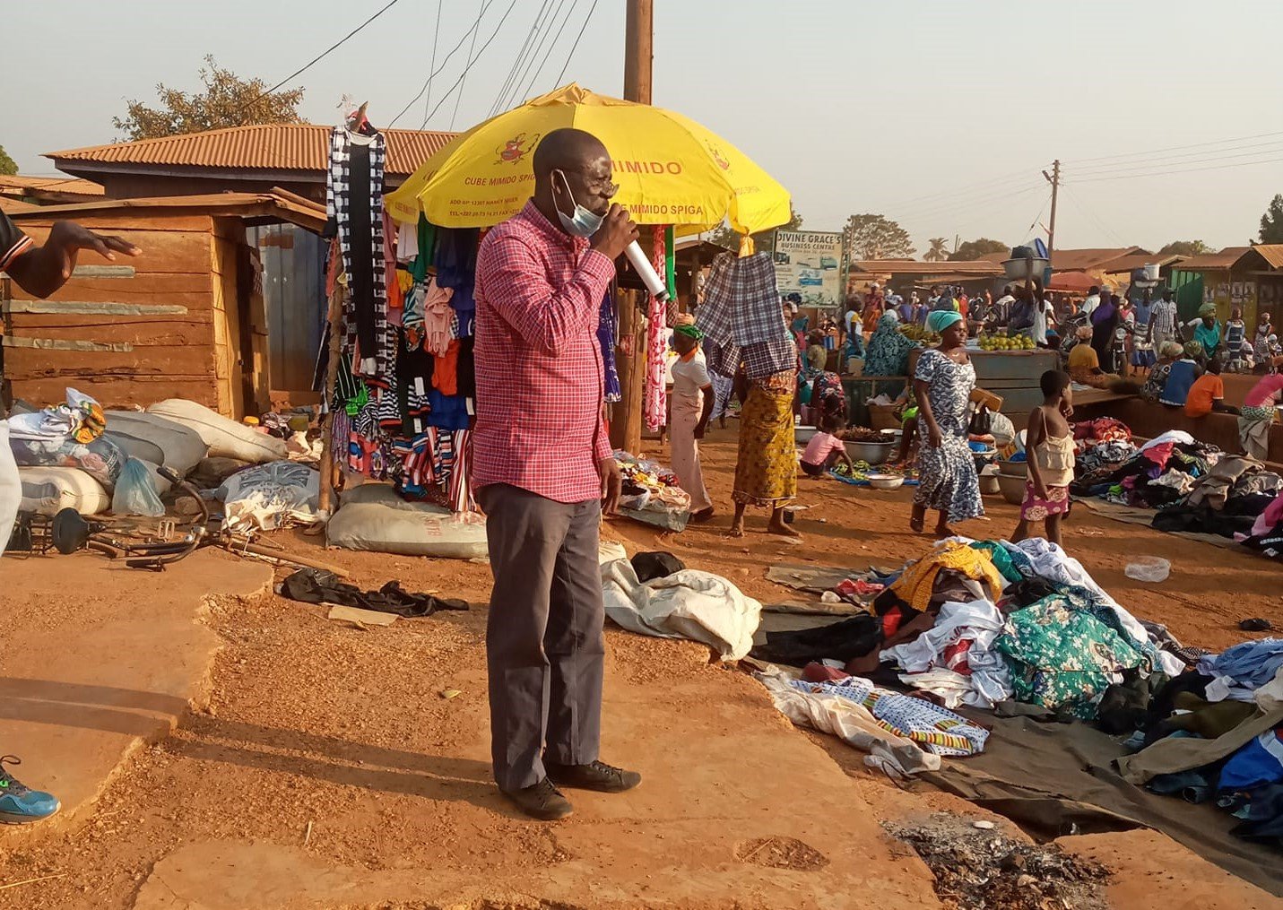 Video: Former NPP Minister, Andrew Awuni Seen Preaching On The Streets Of Kpassa